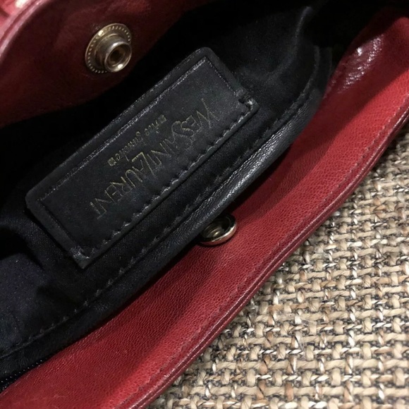 Yves Saint Laurent Leather shoulder bag - Picture 3 of 5